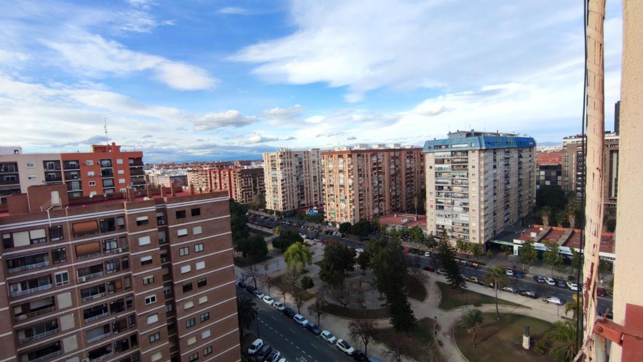 Habitacion Con Cama Individual, Piso Compartido En Avenida Blasco Ibanez Valencia Exterior foto